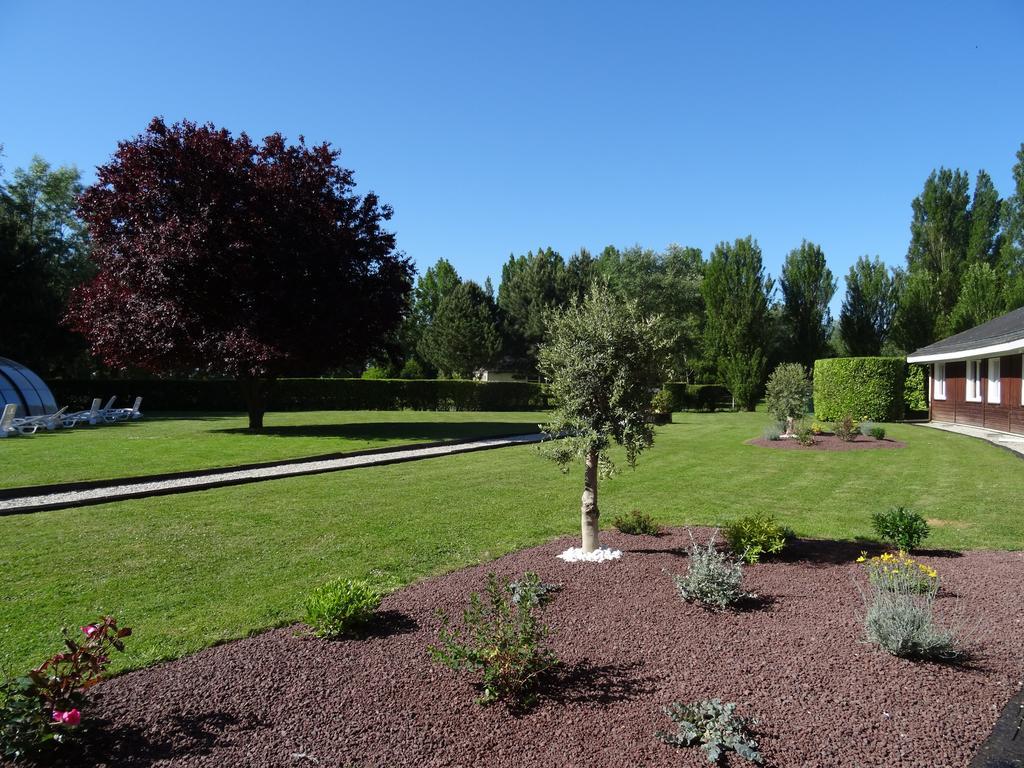 Hotel Du Golf Cabourg Bagian luar foto