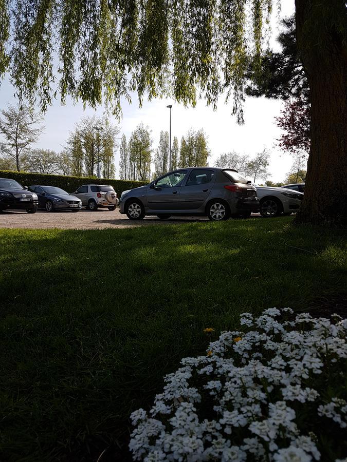 Hotel Du Golf Cabourg Bagian luar foto
